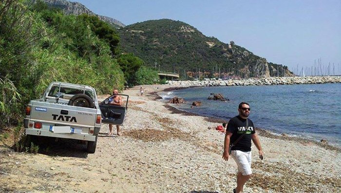pick-up-spiaggia-santa-maria-navarrese-2