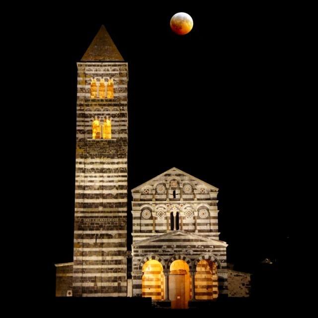 basilica-saccargia-cosdrongianos-luna-rossa