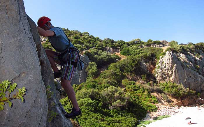 cala-gonone-cala-fuili-arrampicata