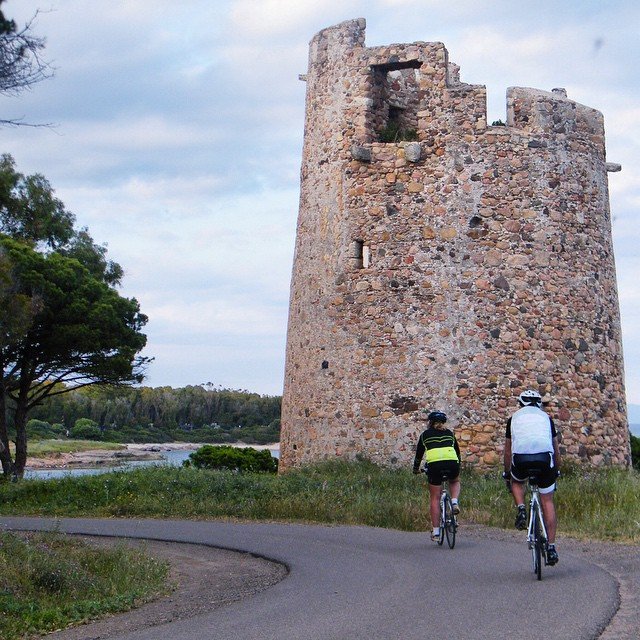 torre-costiera-cala-d-ostia-pula