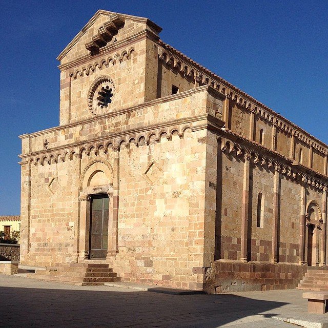 tratalias-cattedrale-santa-maria-di-monserrato