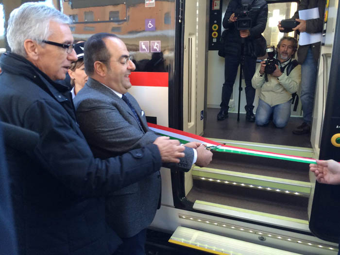 inaugurazione-treno-veloce-a-cagliari