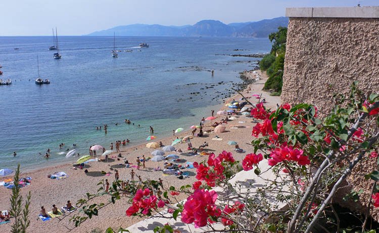 spiaggia-cala-gonone