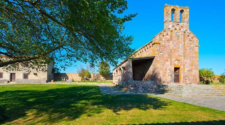basilica-nostra-signora-di-castro-oschiri