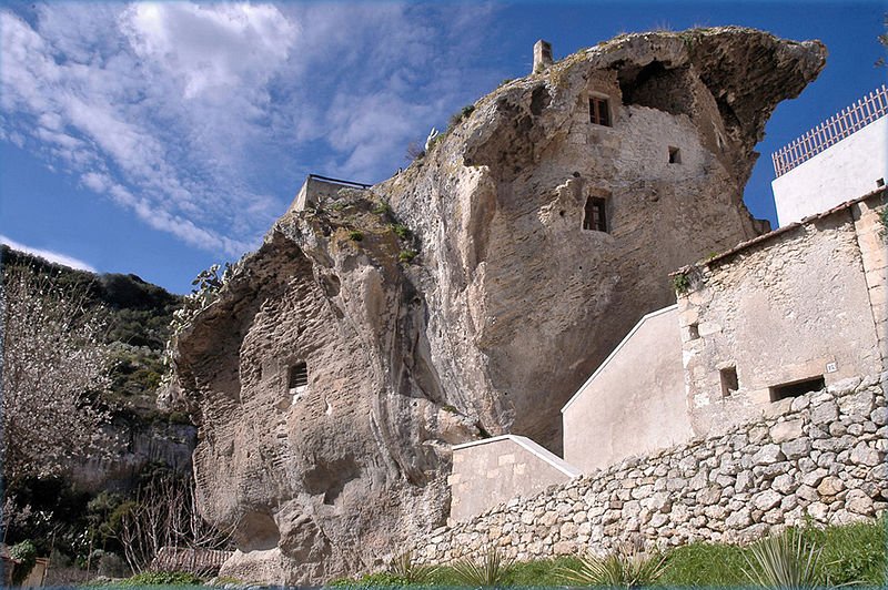 domus-de-janas-sedini