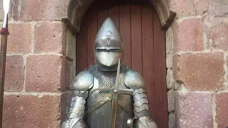 armatura-medievale-iglesias