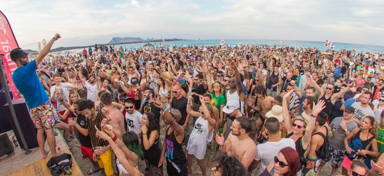 beach-party-sun-and-bass-san-teodoro