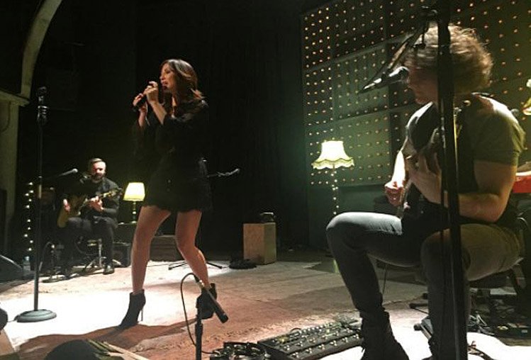 natalie-imbruglia-live