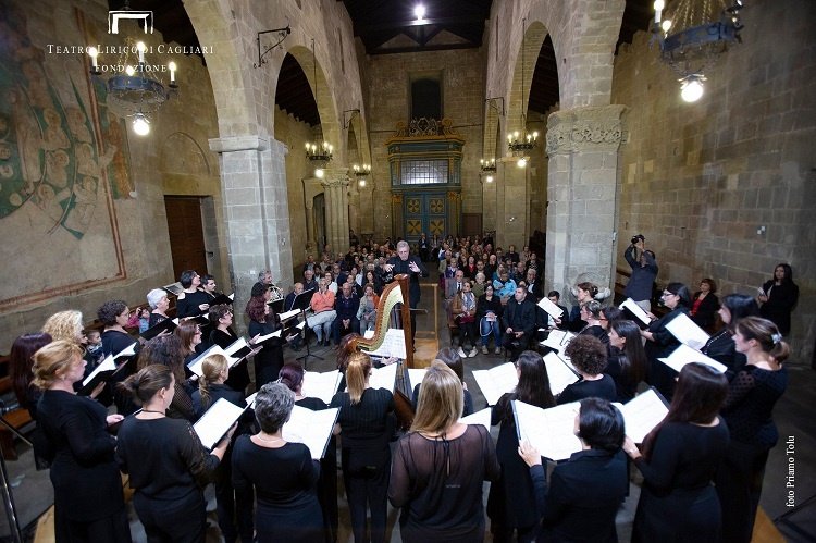 concerto_di_natale_coro_teatro_lirico_cagliari