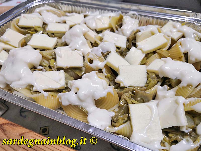 conchiglioni_ai_carciofi_mozzarella