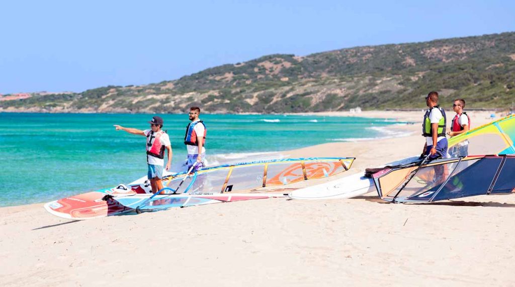 Lezioni di windsurf a Badesi