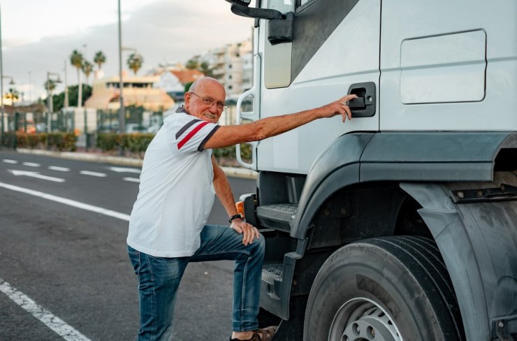 Stop alla guida di un campion dopo i 65 anni