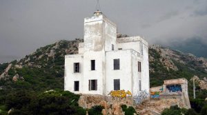 faro-capo-comino-siniscola