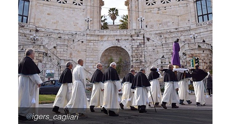 processione-misteri-cagliari-pasqua-2014