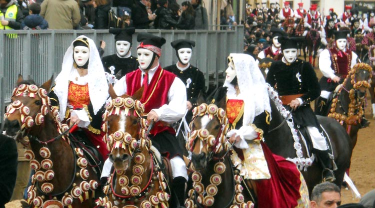 sartiglia-oristano-sfilata