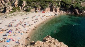 spiaggia-li-cossi-costa-rossa