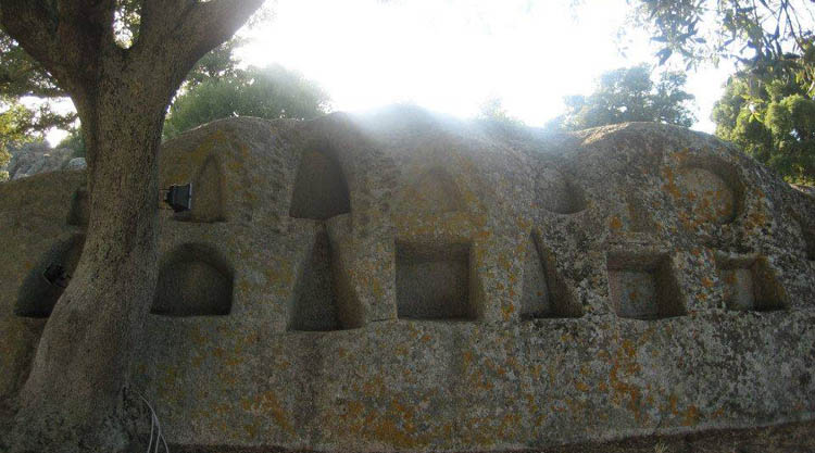 altare-santo-stefano-oschiri-sardegna