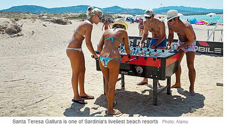 santa-teresa-beach-party-holiday