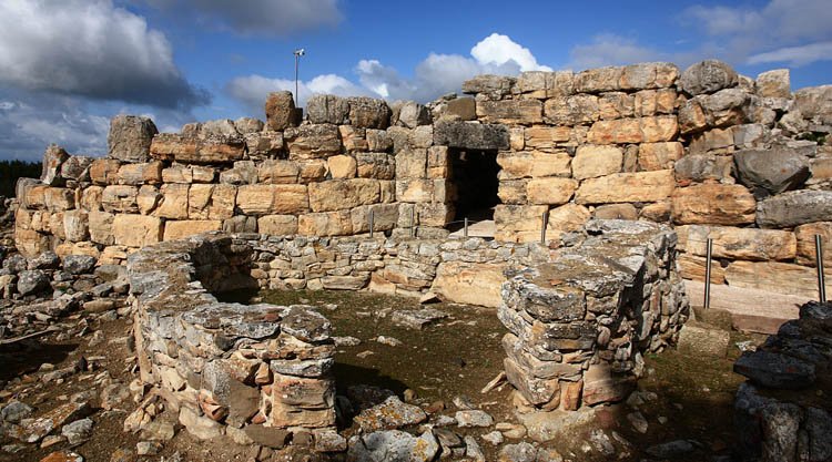 nuraghe-genna-maria-villanovaforru