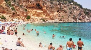 bagnanti-a-cala-biriola