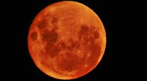 eclissi-luna-rossa-sardegna
