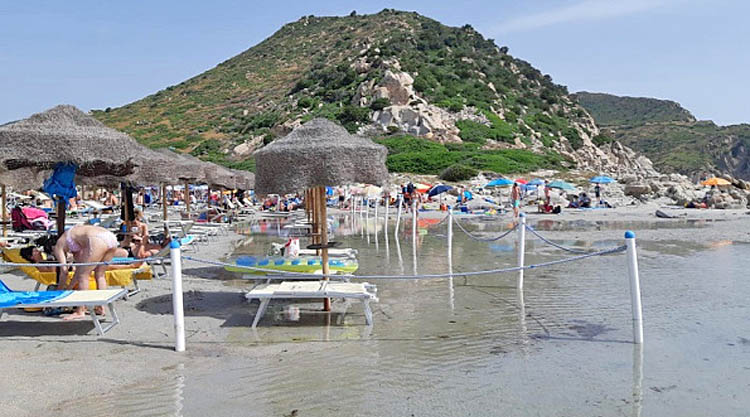 punta-molentis-villasimius-mare-recintato