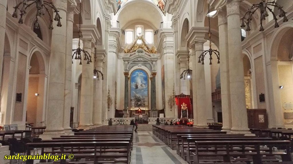 basilica_bonaria_cagliari_navata_centrale