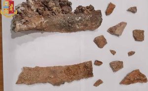 Stalattite rubata dalla grotta del fico a Baunei