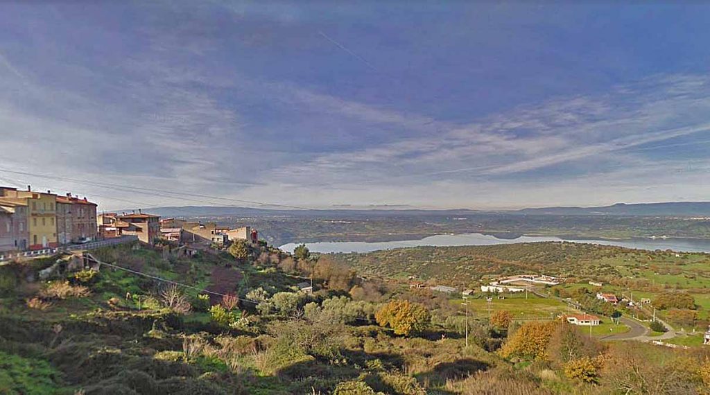 Panorama del lago Omodeo visto da Sorradile