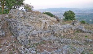 Rovine del castello dei Doria a Monteleone Roccadoria, in Sardegna