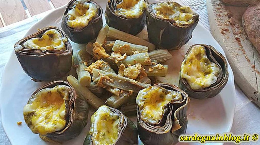 Ricetta dei carciofi sardi ripieni