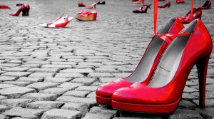 Scarpette rosse contro la violenza sulle donne!