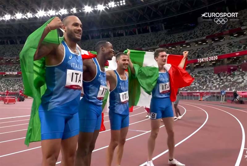 Oro olimpiadi Tokyo 2020 nella 4x100 all'Italia