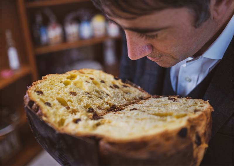 Panettone sardo tre janas