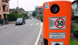 Svolta improvvisa sul limite di velocità