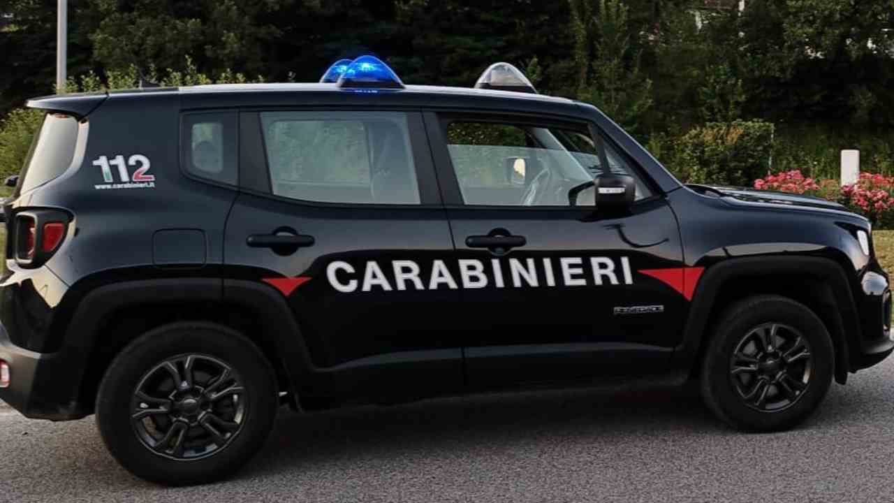 Cagliari, arrestato latitante in vacanza in Sardegna | Ricercato dal 2014: era in un hotel, accusato di tratta e sfruttamento