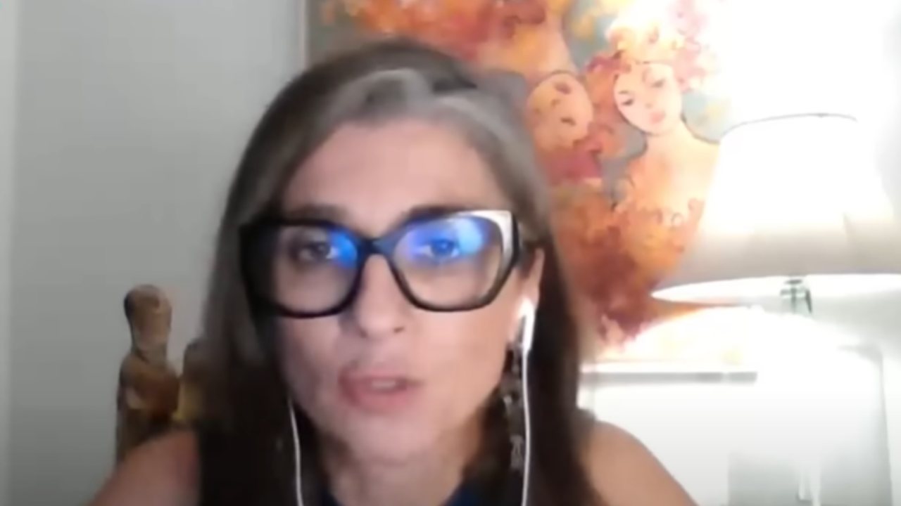 Nuoro, Francesca Albanese diventa cittadina onoraria | Sì del Consiglio comunale alla relatrice ONU