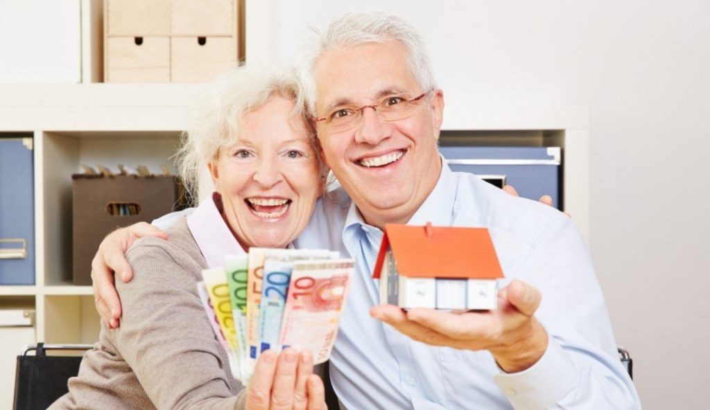 Arriva il prestito per gli over 60