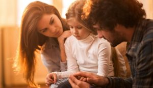 Ora sappiamo chi incide di più sull'intelligenza dei figli