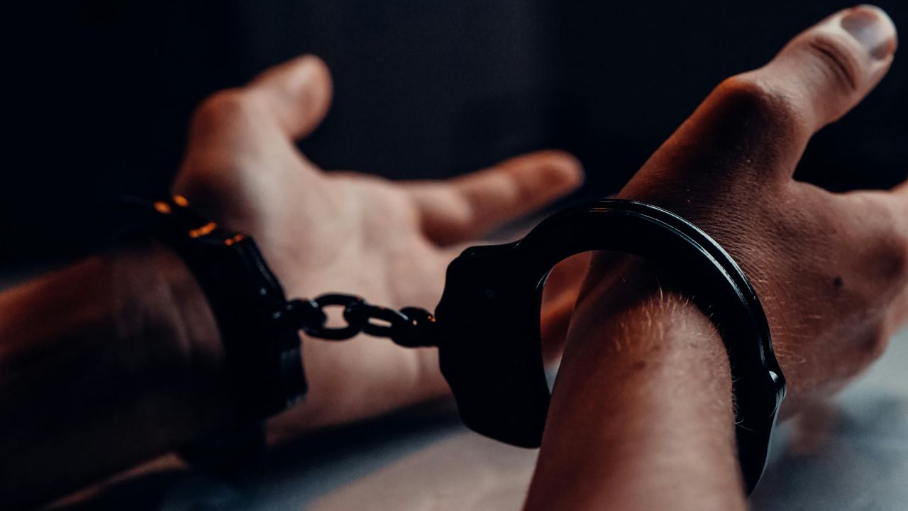 Nuoro, fine della fuga | Trovato a Capo Comino l’uomo condannato per violenza sessuale: era sparito da 10 giorni