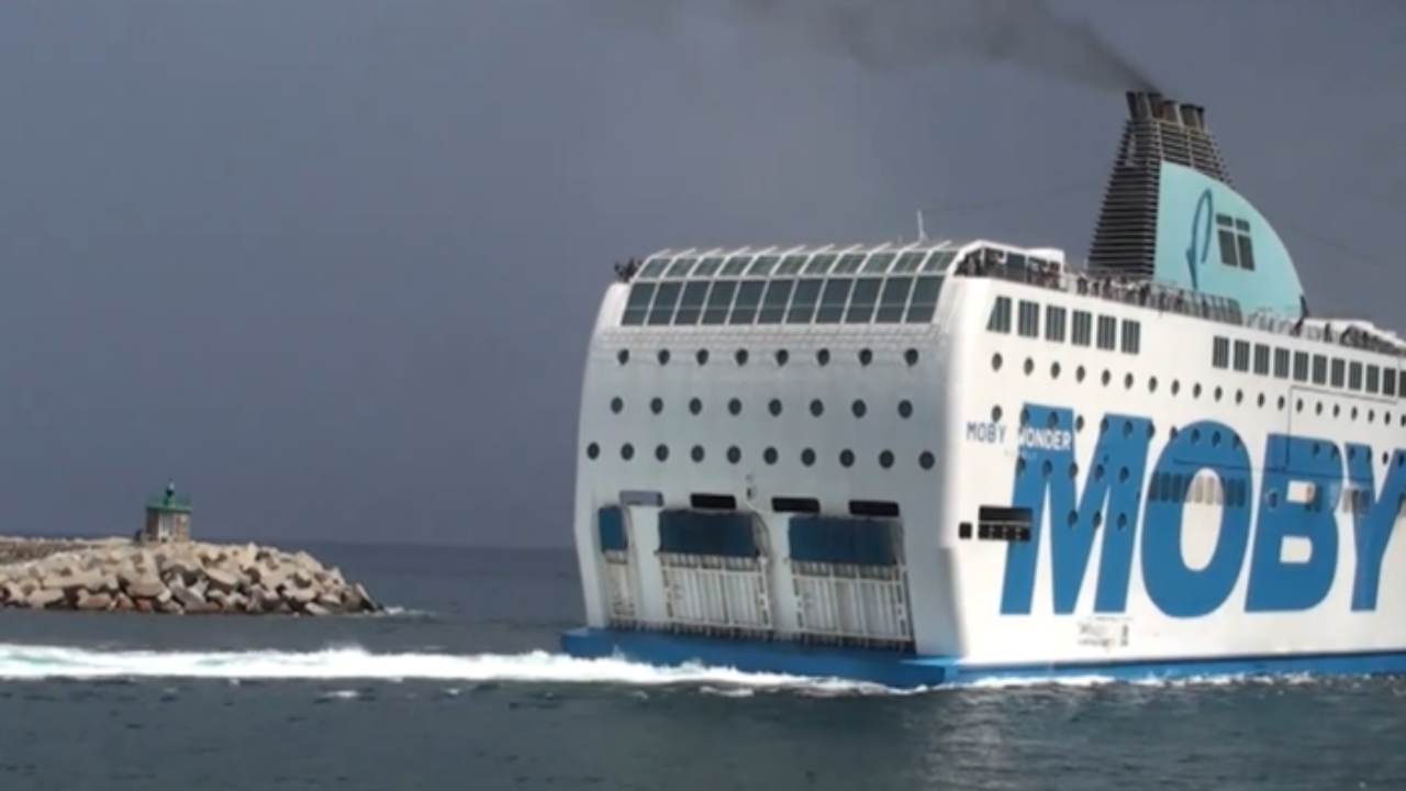 L’Antitrust, Aponte lascia Moby | Sas costretta a rinunciare alle quote: previsti ristori