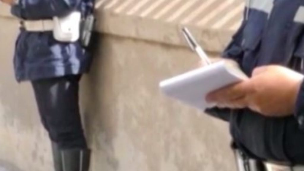 Alghero, controlli su suolo pubblico e rumori | Oltre 80 verifiche e 100 sanzioni: il report del comandante Masala
