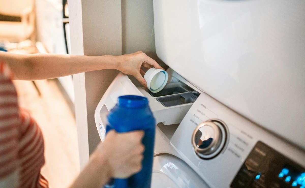 Detersivi fatti in casa, scatta l’allerta | Questo errore può costare carissimo: corri un rischio che non immagini