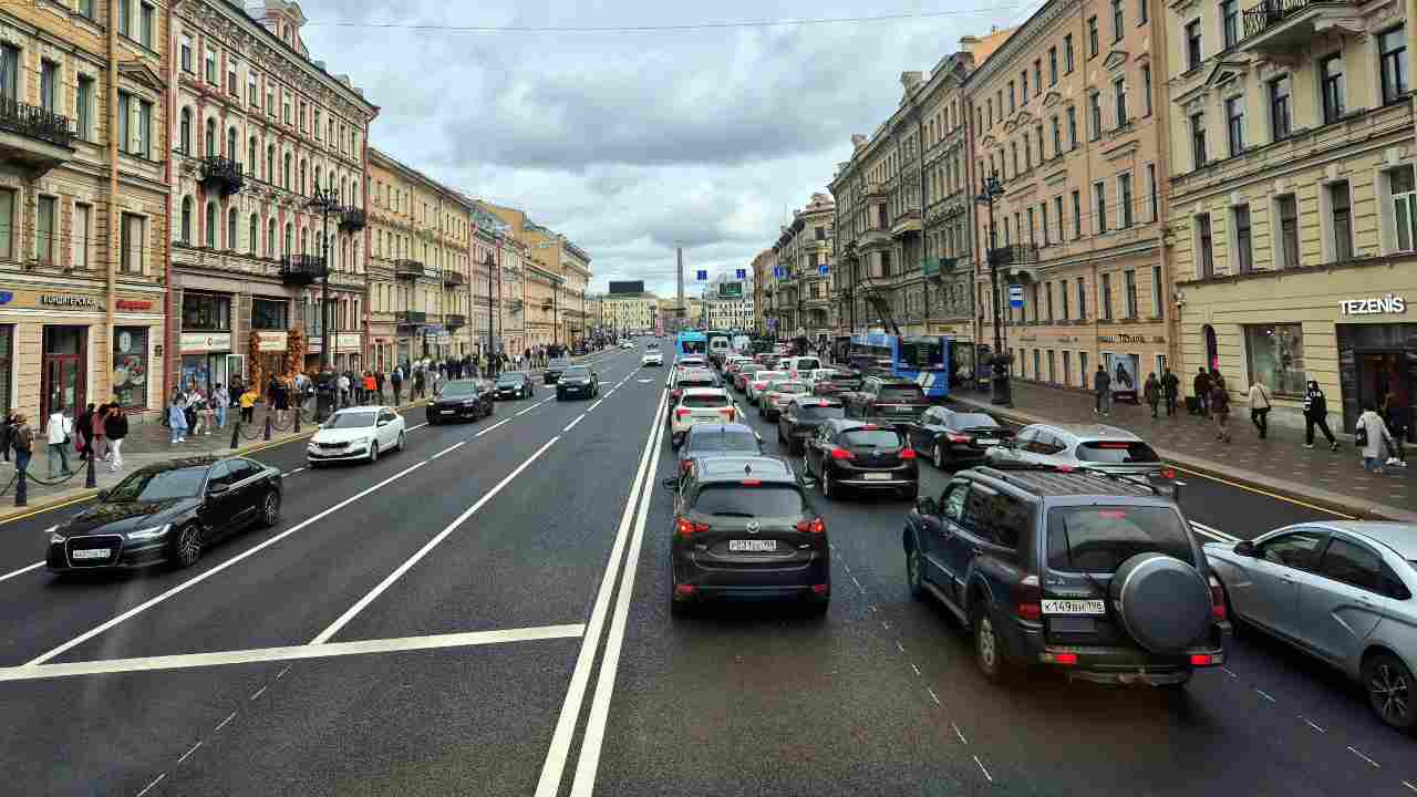 Multe per chi circola in città senza meta - sardegnainblog.it - 20251106