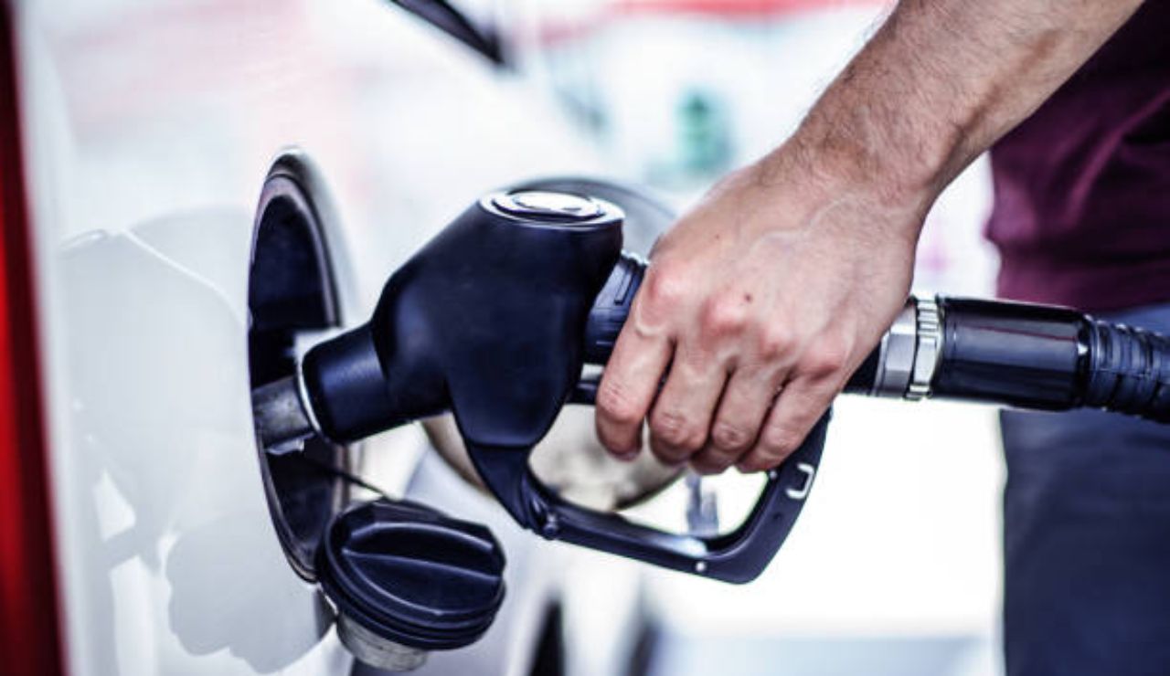 Si può risparmiare sul pieno di benzina