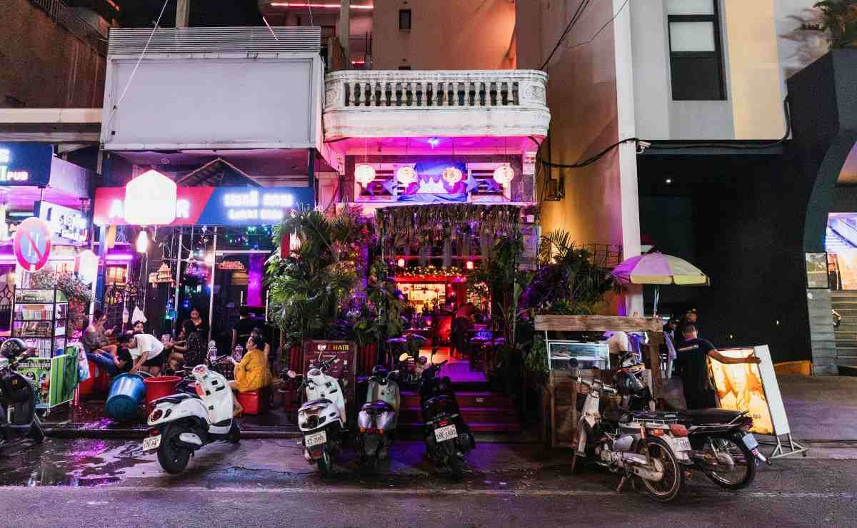 Rumori molesti nella notte: sentenza storica, da oggi scattano i risarcimenti | Quasi 5000€ nelle tasche dei residenti